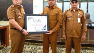 Pemkab Kotabaru Raih Prestasi Penghargaan dari Universitas Lambung Mangkurat
